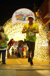 BIB: 50314
                            <button type="button" onclick="openModal(21831994)" class="btn btn-primary btn-sm float-right btn-popup" data-toggle="modal" data-target=".modal-high-quality">
                        <i class="fas fa-shopping-cart"></i> Add to Cart
                    </button>
                                            <button type="button" onclick="isThisMe(21831994, true)" class="btn btn-success btn-sm float-right btn-popup btn-isme hidden" data-toggle="tooltip" data-placement="bottom" title="นี่คือรูปของคุณใช่ไหม คลิกที่นี่เพื่อเอาเข้าอัลบั้ม">
                        <i class="fas fa-plus"></i> Add to album
                    </button>
                    <button type="button" onclick="isThisMe(21831994, false)" class="btn btn-warning btn-sm float-right btn-popup btn-isnotme hidden">
                        <i class="fas fa-ban"></i> Remove from album
                    </button>